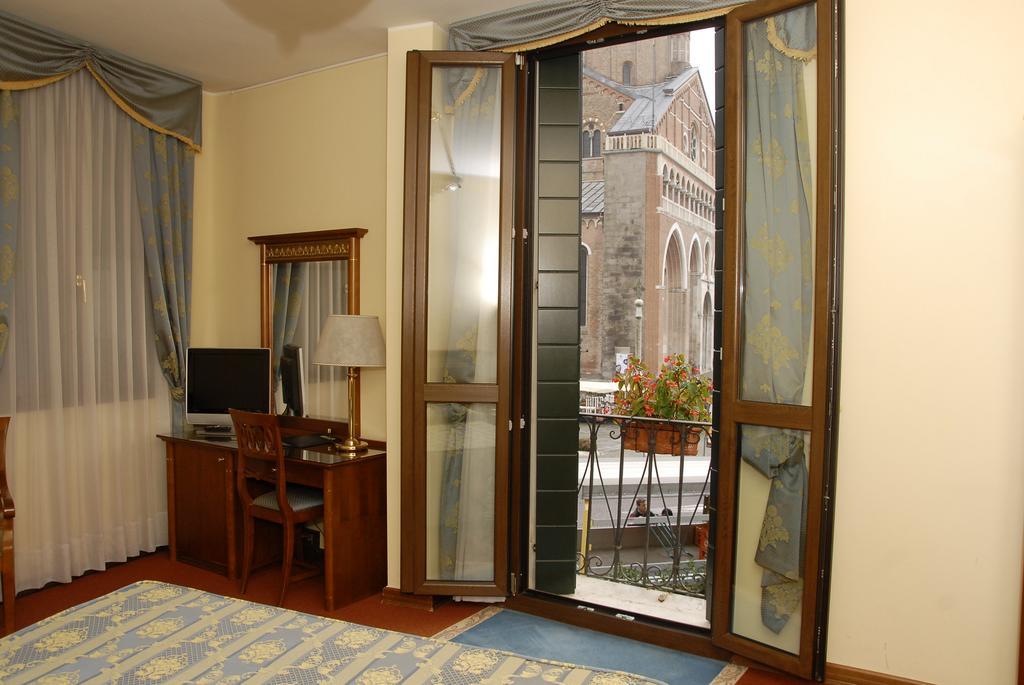 Hotel Donatello Padova Camera foto