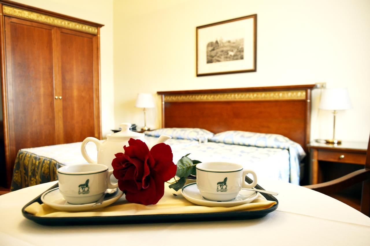 Hotel Donatello Padova Esterno foto