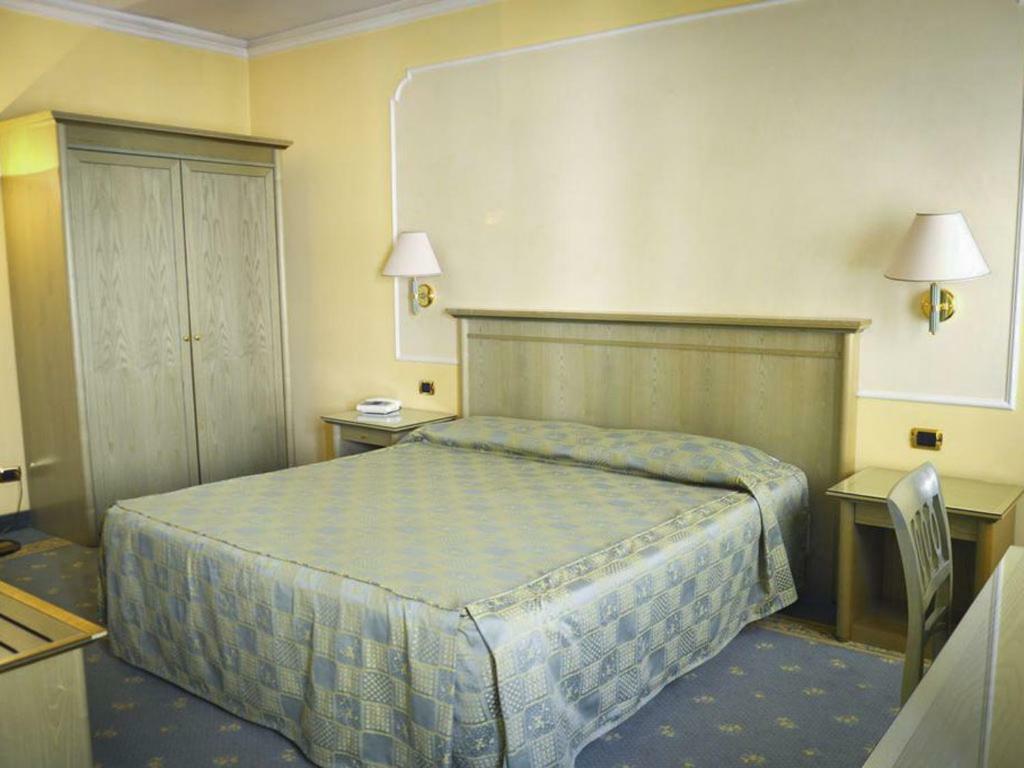 Hotel Donatello Padova Esterno foto